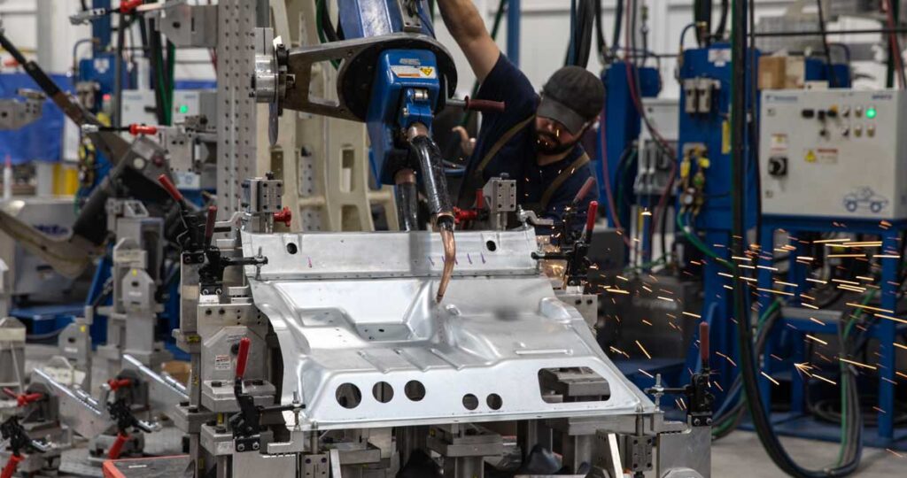 Here’s How Industrial Companies Can Sell More and Sell Faster Drive